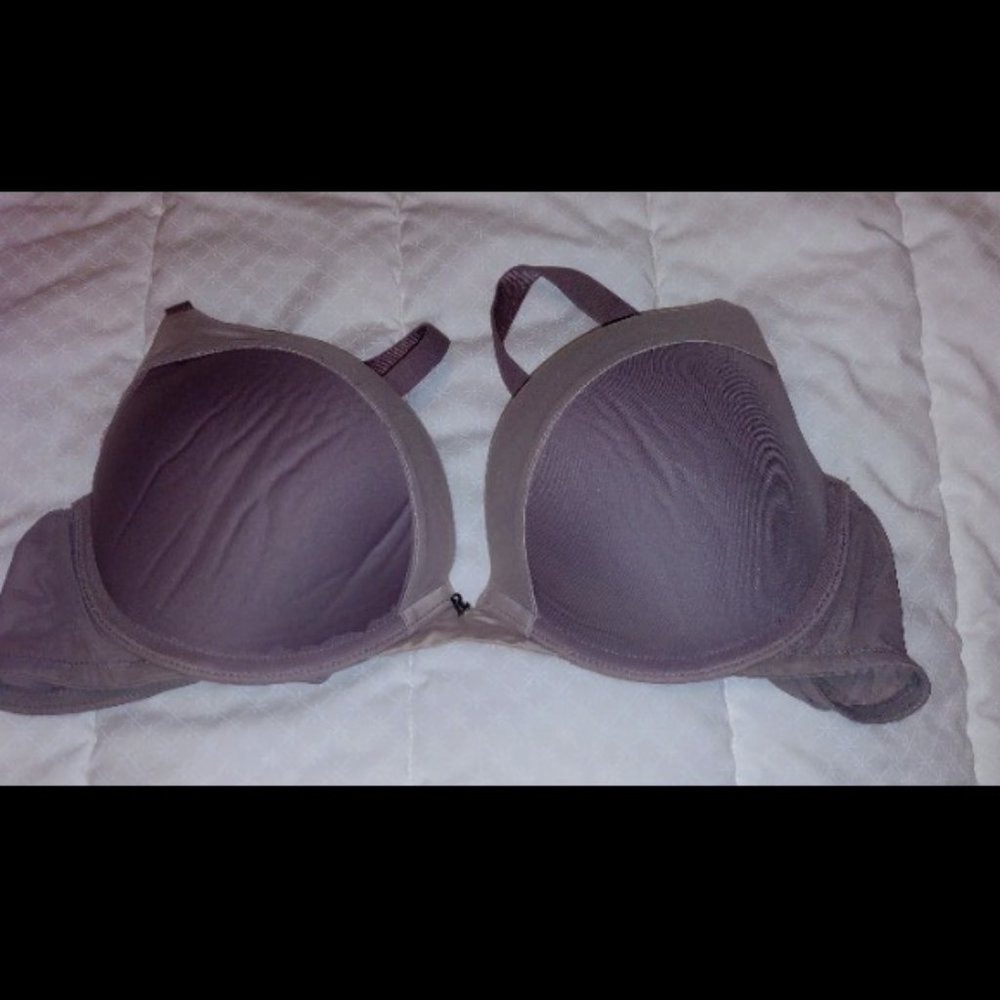 Victoria's Secret VS Fabulous Plunge Bra Grey 34D Vintage RGUC